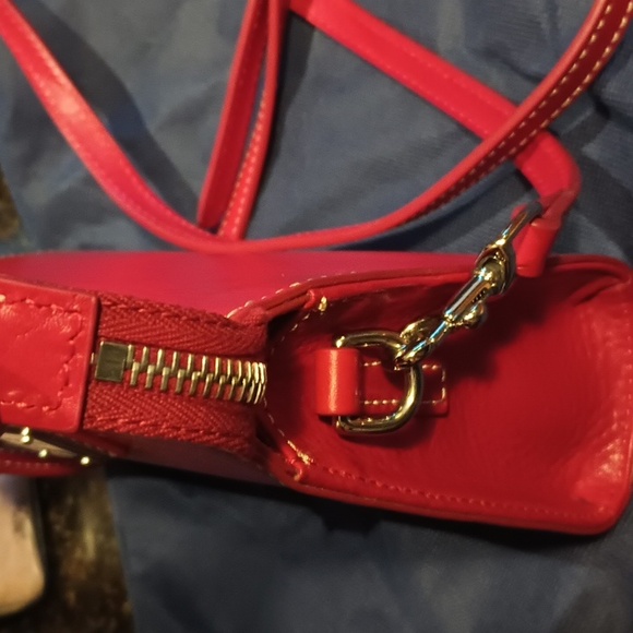 Dooney and Bourke Small Janine crossbody - Picture 7 of 7